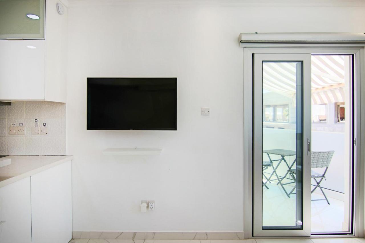 Phaedrus Living: Seaside Luxury Flat Lighthouse 66 Daire Pafos Dış mekan fotoğraf