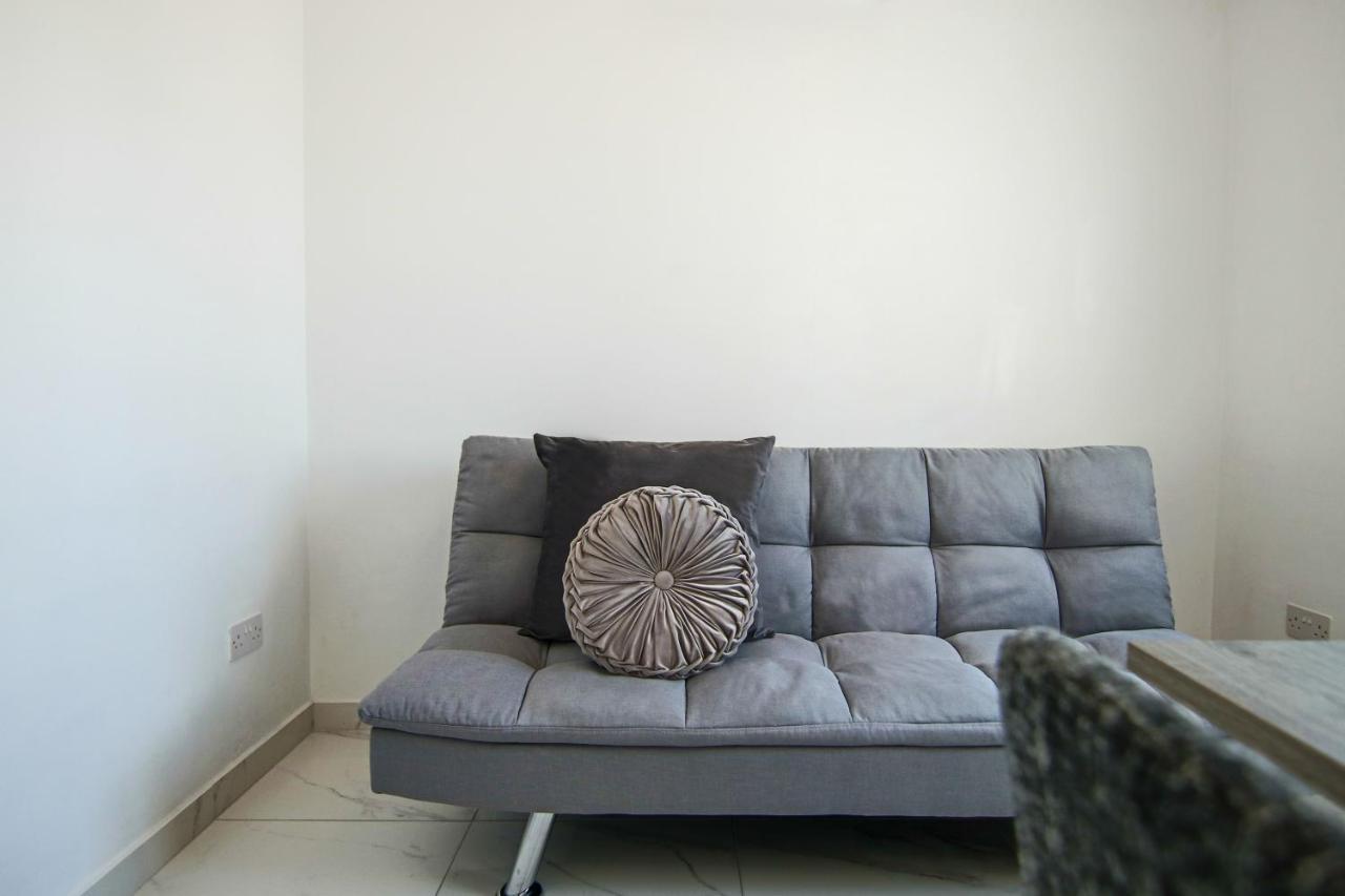 Phaedrus Living: Seaside Luxury Flat Lighthouse 66 Daire Pafos Dış mekan fotoğraf