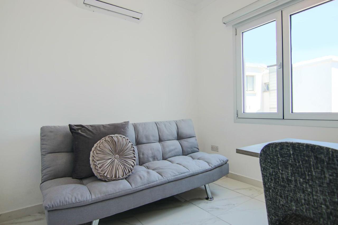 Phaedrus Living: Seaside Luxury Flat Lighthouse 66 Daire Pafos Dış mekan fotoğraf